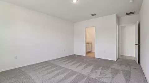 Bedroom - 6322 Pecan Course Pl, Ocala, FL 34472 photo 2 of 5