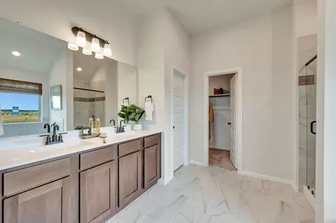 Bath - 5100 Edge Way, Argyle, TX 76226 photo 1 of 5