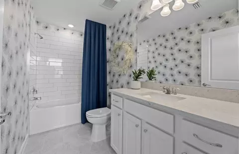 Bath - 616 Cotella Cv, Bradenton, FL 34212 photo 3 of 3