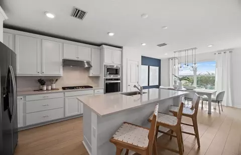 Kitchen - 616 Cotella Cv, Bradenton, FL 34212 photo 2 of 7