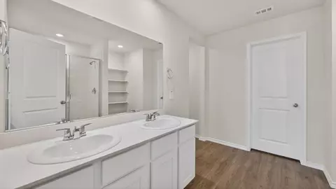 Bath - 777 Snowdrop Dr, Pilot Point, TX 76258 photo 1 of 2