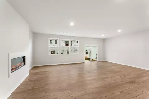 Living - 1299 Farmers Loop, Austell, GA 30106 photo 1 of 4