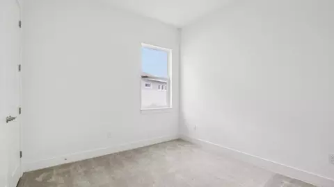 Bedroom - 8218 Golden Beach Ct, Parrish, FL 34219 photo 4 of 15