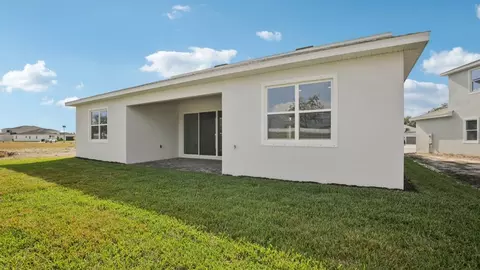 Exterior - 8218 Golden Beach Ct, Parrish, FL 34219 photo 5 of 16