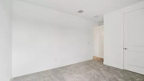 Bedroom - 8218 Golden Beach Ct, Parrish, FL 34219 photo 14 of 15