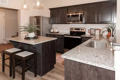 Kitchen - Valley View Court, Marshall, MI 49068 photo 3 of 6