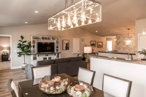 Dining - Valley View Court, Marshall, MI 49068 photo 3 of 5