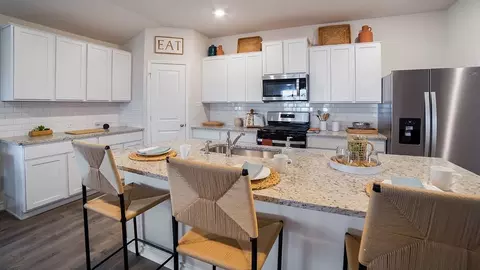 Kitchen - 5318 La Rambla, Converse, TX 78109 photo 8 of 10