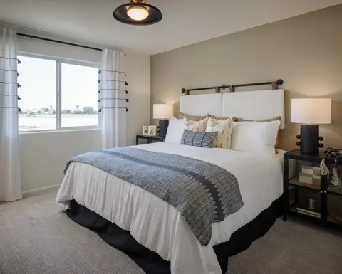 Bedroom - 2887 Ruby Port St, Tulare, CA 93274 photo 1 of 6
