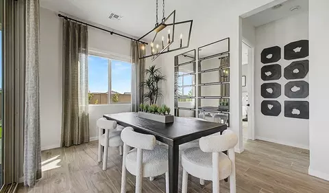 Dining - 359 W Windlass Way, Apache Junction, AZ 85120 photo 1 of 1