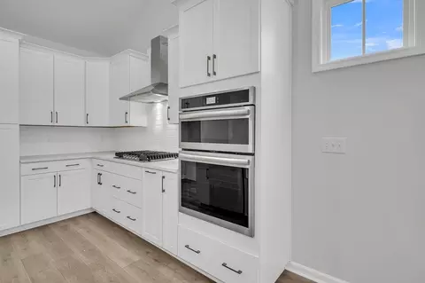 Kitchen - 714 Alma Square Dr, Moncks Corner, SC 29461 photo 3 of 6