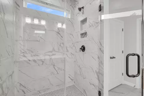 Bath - 714 Alma Square Dr, Moncks Corner, SC 29461 photo 3 of 4