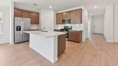Kitchen - 13407 Eppright Trce, Manor, TX 78653 photo 3 of 5