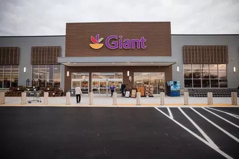 Exterior - 110 Summit Point Blvd, Bowie, MD 20716 photo 5 of 8
