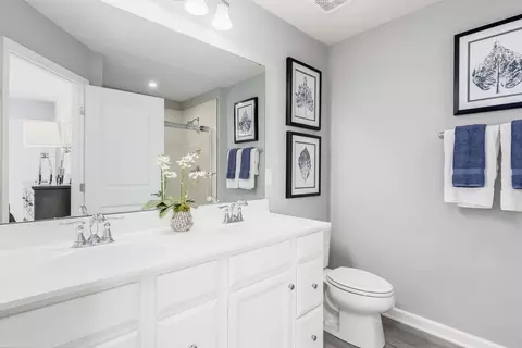 Bath - 110 Summit Point Blvd, Bowie, MD 20716 photo 1 of 3