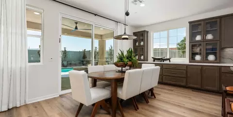 Dining - 17485 Bear Crk, Hesperia, CA 92345 photo 1 of 1
