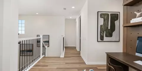 Entry Way - 17485 Bear Crk, Hesperia, CA 92345 photo 9 of 11