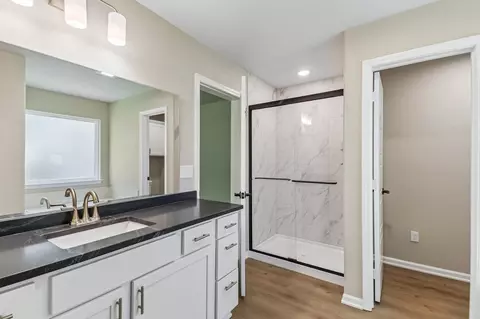 Bath - 8313 Lambert St, Lenexa, KS 66227 photo 2 of 3