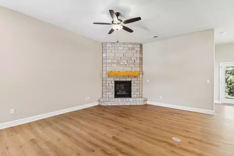 Living - 8313 Lambert St, Lenexa, KS 66227 photo 2 of 3