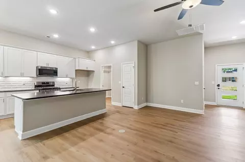 Entry Way - 8313 Lambert St, Lenexa, KS 66227 photo 2 of 2