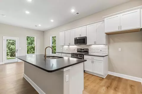 Kitchen - 8313 Lambert St, Lenexa, KS 66227 photo 1 of 6