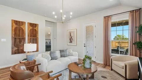 Living - 2719 Echinacea Path, Converse, TX 78109 photo 1 of 6
