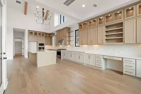 Kitchen - 2113 Tupelo Trl, Argyle, TX 76226 photo 4 of 4
