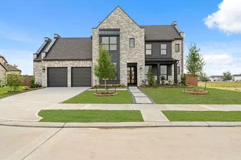 Exterior - 2113 Tupelo Trl, Argyle, TX 76226 photo 6 of 11