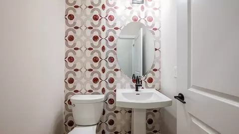 Bath - 1009 Tassleflower Trl, Saint Cloud, FL 34771 photo 3 of 18