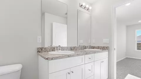 Bath - 3992 Oxford Ave, Chipley, FL 32428 photo 3 of 5