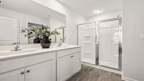Bath - 1620 String Dr, Winston Salem, NC 27107 photo 2 of 2