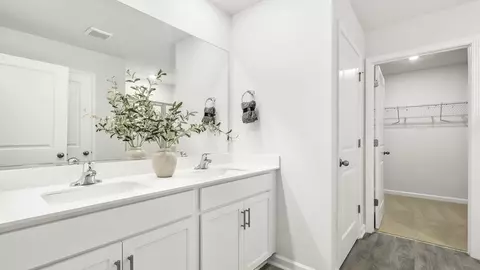 Entry Way - 1620 String Dr, Winston Salem, NC 27107 photo 2 of 3