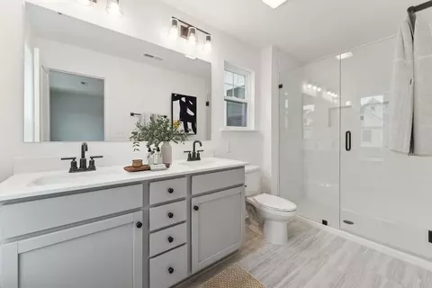 Bath - 6024 Unity St, Thomasville, NC 27360 photo 1 of 2