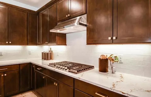 Kitchen - 13716 Sunlight Meadow Dr, Riverview, FL 33578 photo 3 of 5
