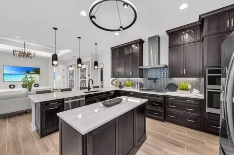 Kitchen - 304 Monet Trl, Bradenton, FL 34212 photo 5 of 16