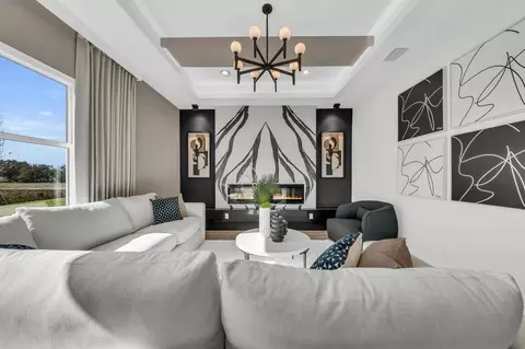 Living - 304 Monet Trl, Bradenton, FL 34212 photo 10 of 11