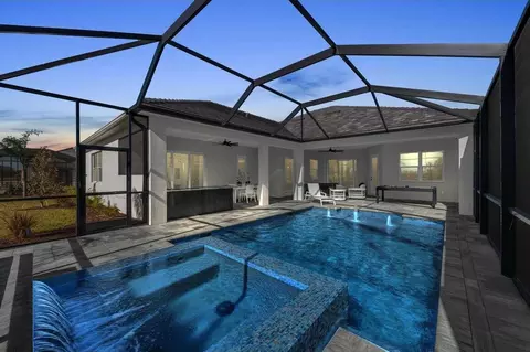 Exterior - 304 Monet Trl, Bradenton, FL 34212 photo 11 of 19