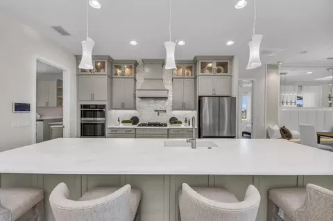 Kitchen - 304 Monet Trl, Bradenton, FL 34212 photo 11 of 16