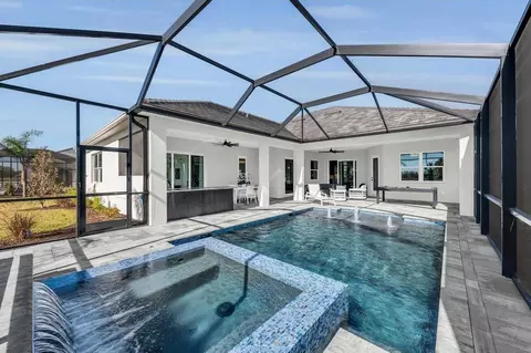 Exterior - 304 Monet Trl, Bradenton, FL 34212 photo 12 of 19