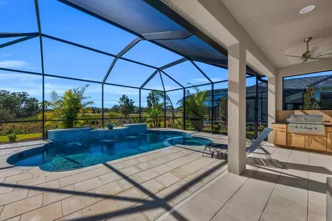 Exterior - 304 Monet Trl, Bradenton, FL 34212 photo 10 of 19