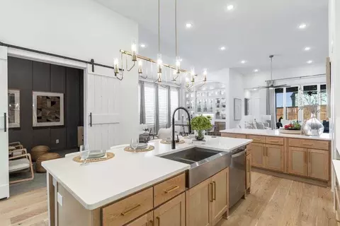 Kitchen - 1811 Kyle Ct, Prosper, TX 75078 photo 7 of 11