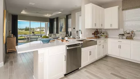 Kitchen - 1009 Tassleflower Trl, Saint Cloud, FL 34771 photo 4 of 12