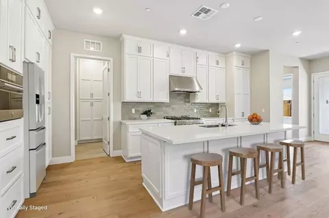 1046 Riverbend Dr, Brentwood, CA 94513
