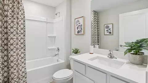 Bath - 2154 NE 28th Pl, Ocala, FL 34470 photo 4 of 5