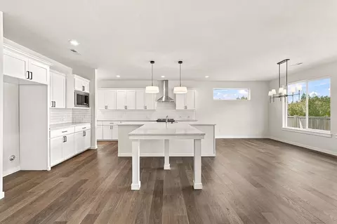 Kitchen - 1595 Lockridge Loop E, Enumclaw, WA 98022 photo 1 of 3