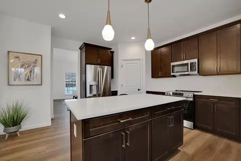 Kitchen - 1020 Clover Hill Ct, Sullivan, MO 63080 photo 7 of 29