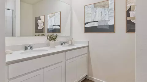 Bath - 3416 Spineywood Dr, Ocoee, FL 34761 photo 1 of 3