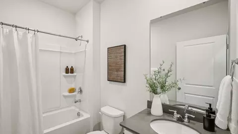 Bath - 505 Blackpool Ct, Monroe, NC 28112 photo 1 of 6