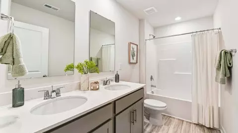 Bath - 505 Blackpool Ct, Monroe, NC 28112 photo 6 of 6