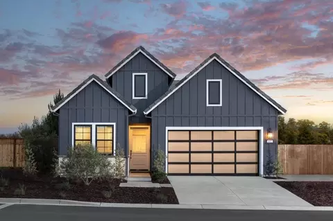3000 Edgewater Ave, Tracy, CA 95377